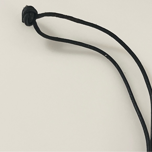 Large Green Agate Slice Pendant on Leather Strap Necklace - Picture 10 of 16